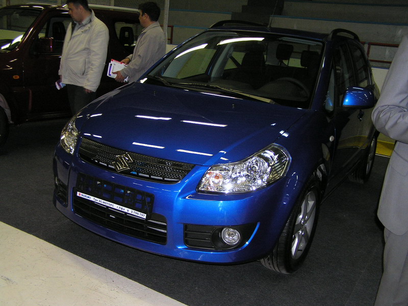 Suzuki SX4 - ,      .